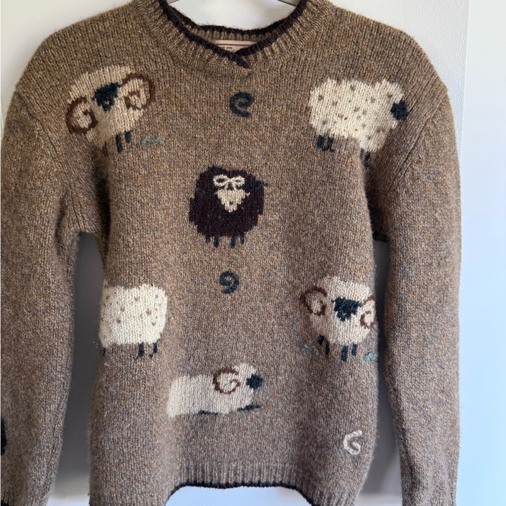 Woolrich Tan Sheep Pattern Crewneck Sweater
